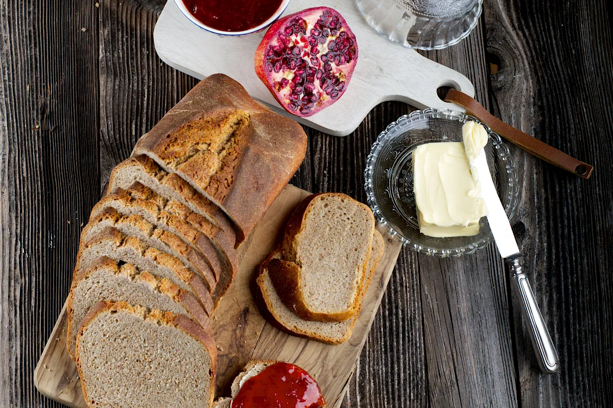 &Uuml;ber-Nach-Brot, Dinkel-Roggenbrot