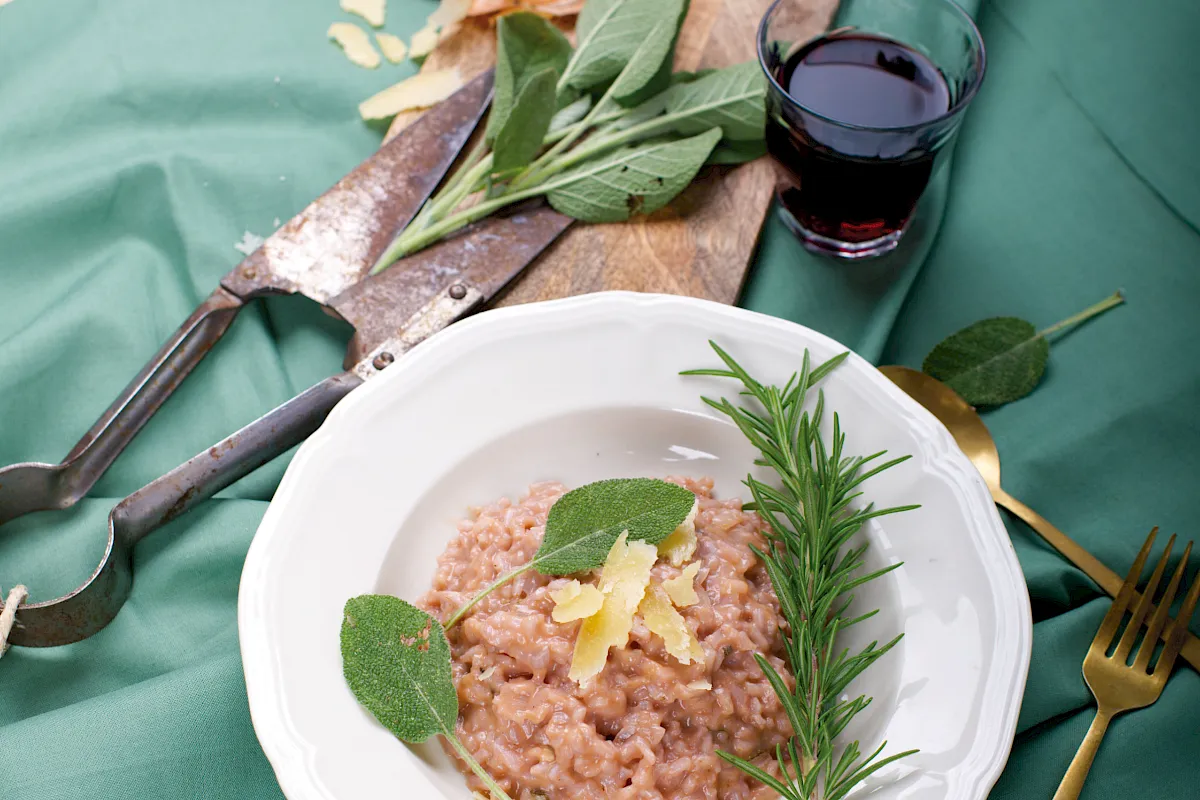 Risotto al Barbera, Risotto mit Rotwein und Salbei